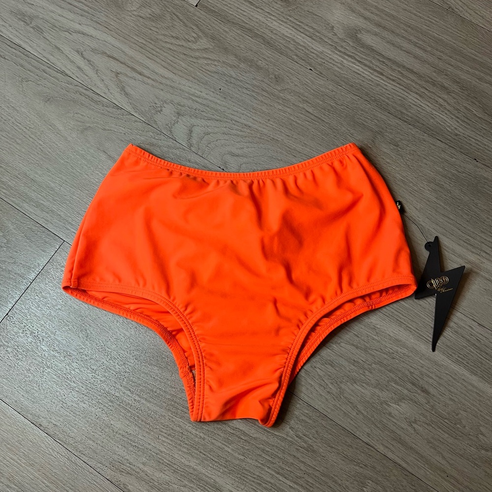 Cleo the Hurricane Essential Pin Up High Waisted Hot Pants